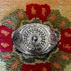 Belt buckle